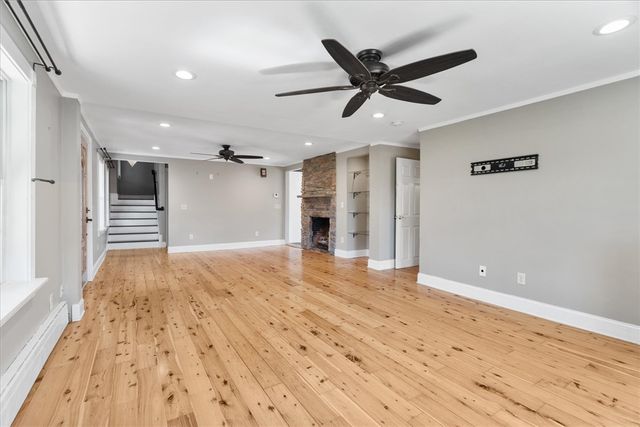 513 Woonasquatucket Avenue, North Providence, RI 02911