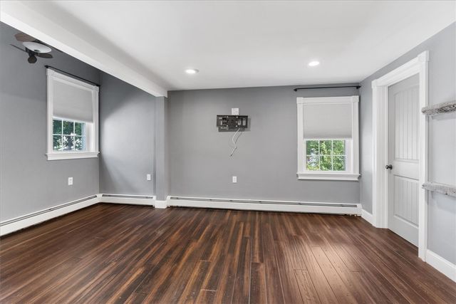 513 Woonasquatucket Avenue, North Providence, RI 02911