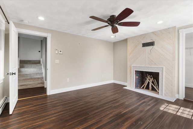 513 Woonasquatucket Avenue, North Providence, RI 02911