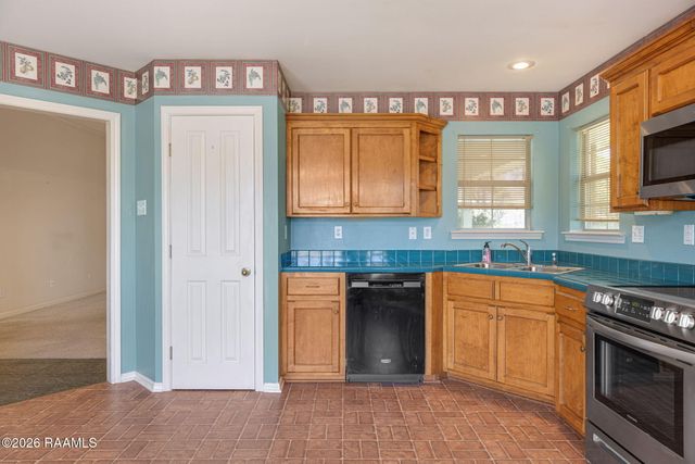 403 N Rushmore Lane, Youngsville, LA 70592