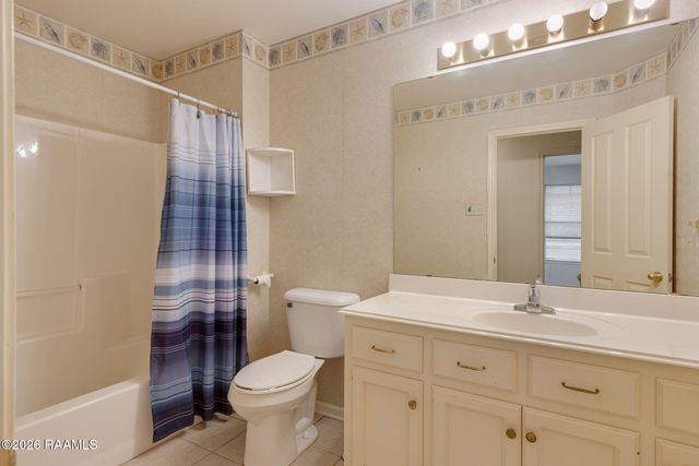 403 N Rushmore Lane, Youngsville, LA 70592