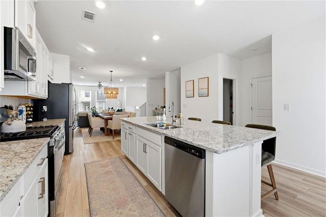 336 Cornett Way, Lawrenceville, GA 30046