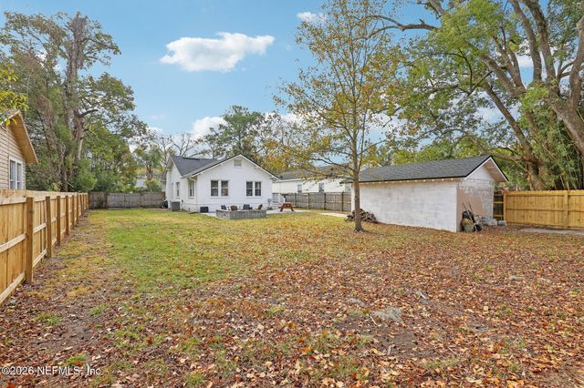 3233 MAYFLOWER Street, Jacksonville, FL 32205