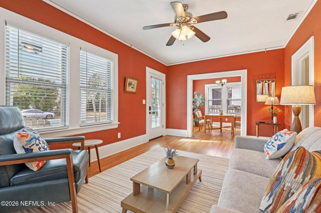 3233 MAYFLOWER Street, Jacksonville, FL 32205