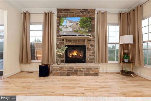 4110 CRAY DR, Warrenton, VA 20187