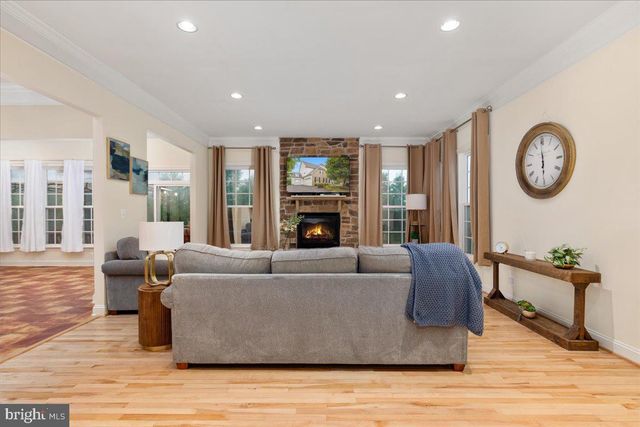 4110 CRAY DR, Warrenton, VA 20187