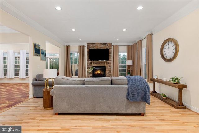 4110 CRAY DR, Warrenton, VA 20187