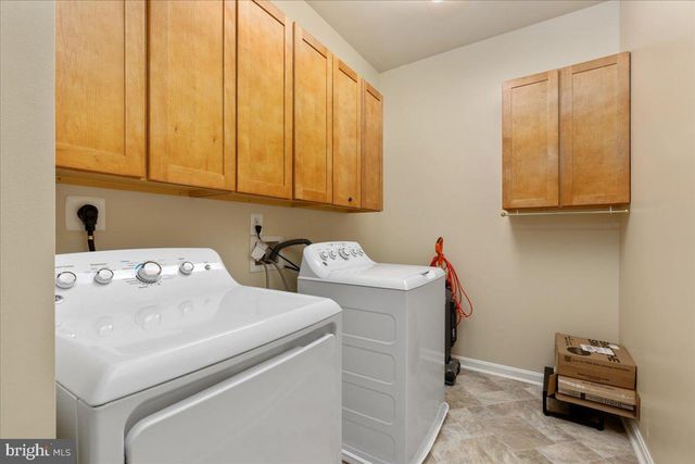 4110 CRAY DR, Warrenton, VA 20187