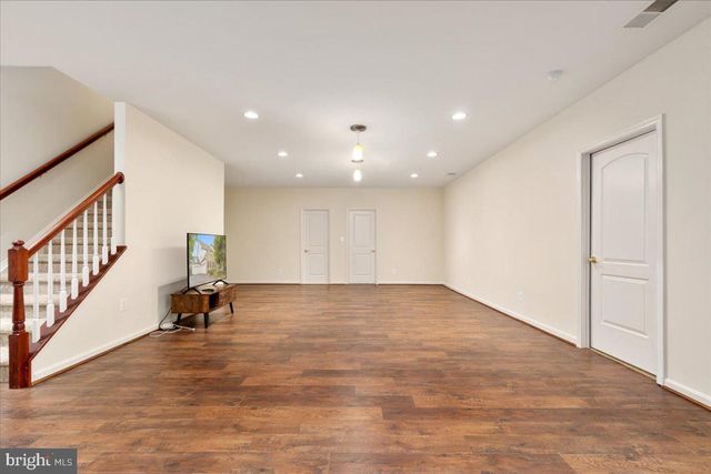 4110 CRAY DR, Warrenton, VA 20187