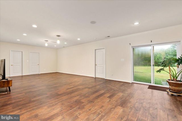 4110 CRAY DR, Warrenton, VA 20187