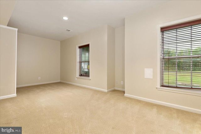 4110 CRAY DR, Warrenton, VA 20187