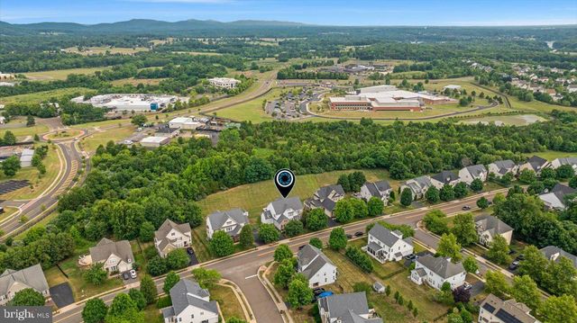 4110 CRAY DR, Warrenton, VA 20187