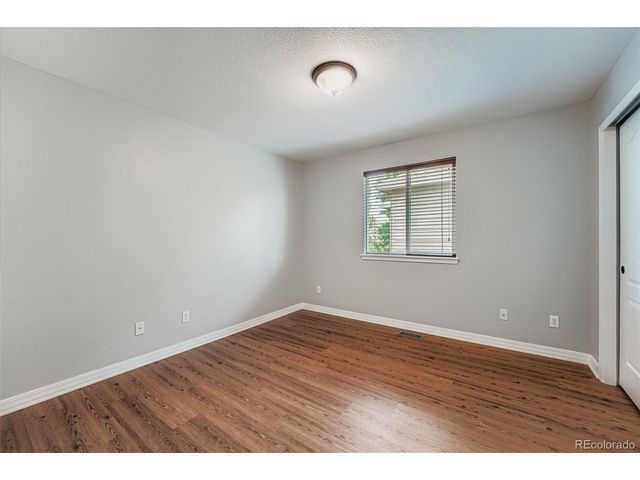 7463 S Biloxi Ct, Aurora, CO 80016