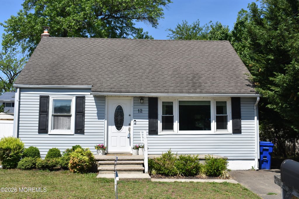 12 Twilight Place, Port Monmouth, NJ 07758