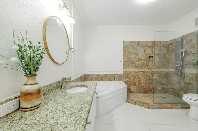 2722 VIA TIVOLI 410A, Clearwater, FL 33764