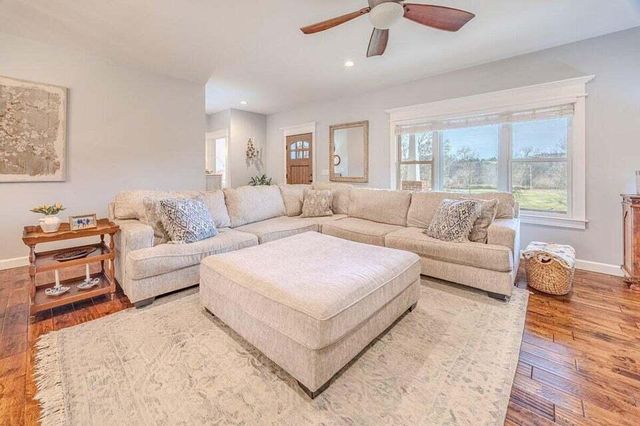 2255 County Road 700, Riceville, TN 37370