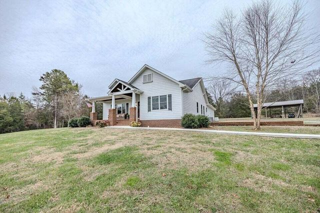 2255 County Road 700, Riceville, TN 37370