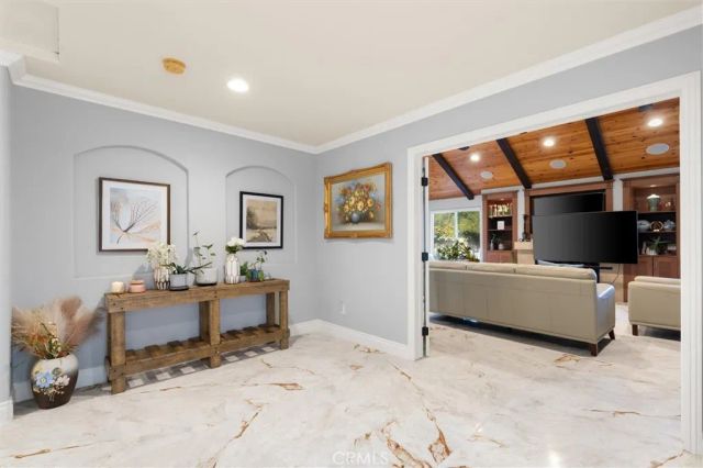 941 Laguna Drive, Fullerton, CA 92835