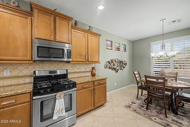 17675 W CEDARWOOD Lane, Goodyear, AZ 85338
