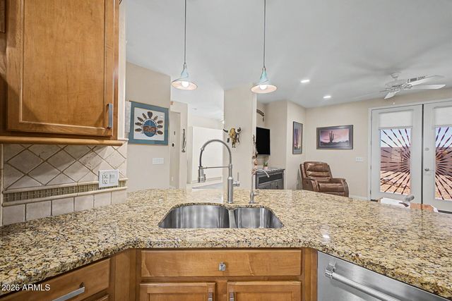 17675 W CEDARWOOD Lane, Goodyear, AZ 85338