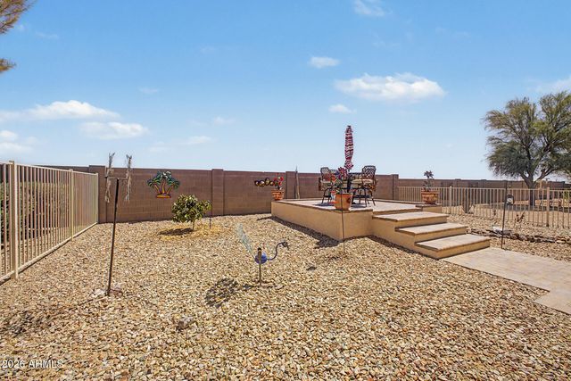 17675 W CEDARWOOD Lane, Goodyear, AZ 85338