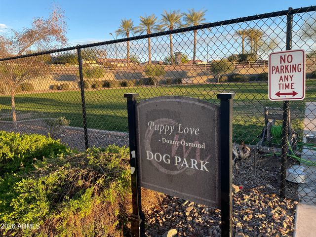 17675 W CEDARWOOD Lane, Goodyear, AZ 85338