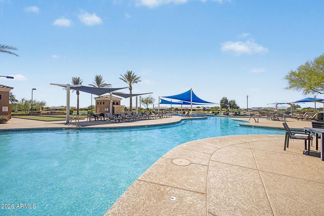 17675 W CEDARWOOD Lane, Goodyear, AZ 85338