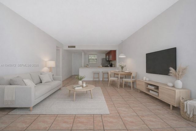 10525 SW 112th Ave 309, Miami, FL 33176