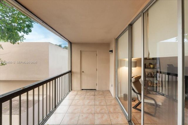 10525 SW 112th Ave 309, Miami, FL 33176