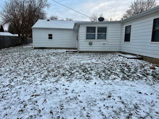 1420 Seminole Drive, Ottawa, IL 61350