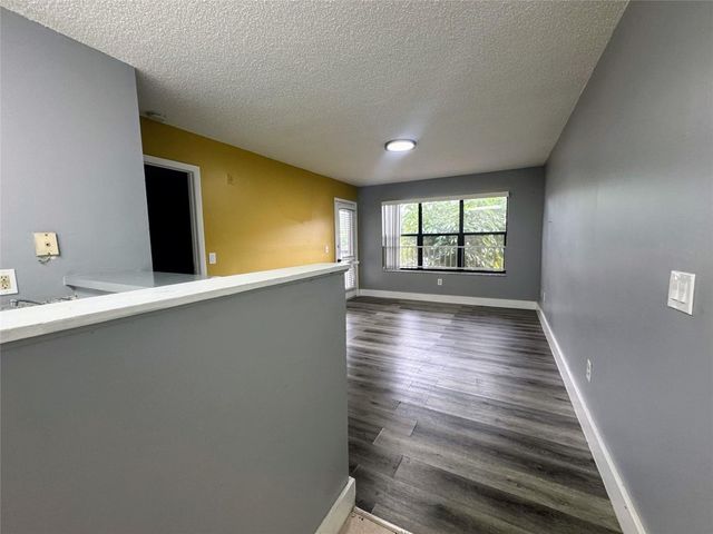 4361 W Mcnab Road 17, Pompano Beach, FL 33069