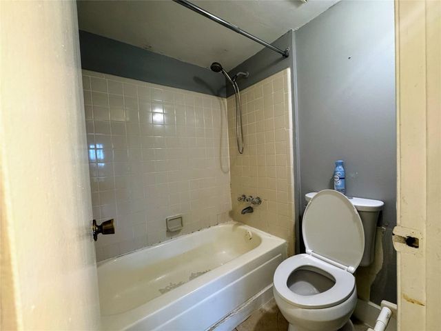 4361 W Mcnab Road 17, Pompano Beach, FL 33069