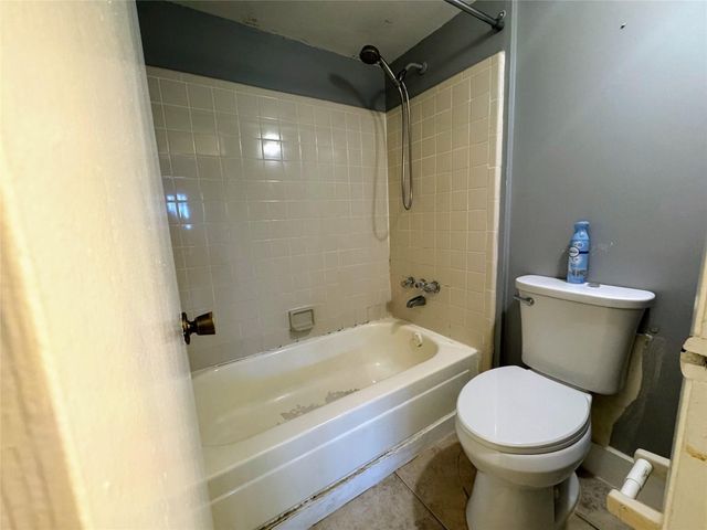 4361 W Mcnab Road 17, Pompano Beach, FL 33069