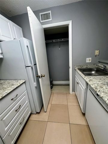 4361 W Mcnab Road 17, Pompano Beach, FL 33069