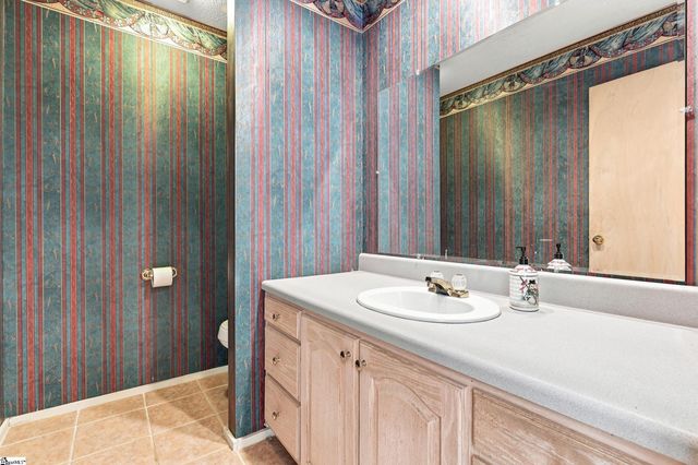 47 Green Valley Road, Greenville, SC 29617