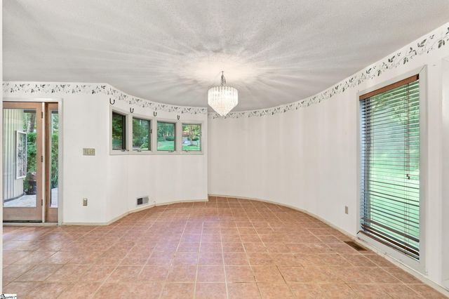 47 Green Valley Road, Greenville, SC 29617