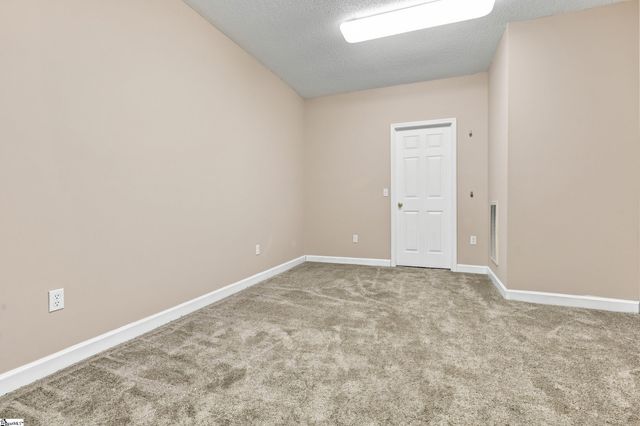 47 Green Valley Road, Greenville, SC 29617