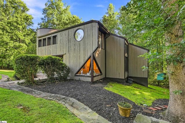47 Green Valley Road, Greenville, SC 29617