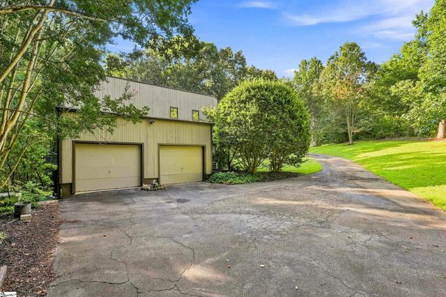 47 Green Valley Road, Greenville, SC 29617