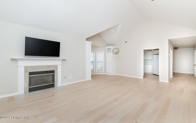 423 Eastgate Village Wynde, Louisville, KY 40223