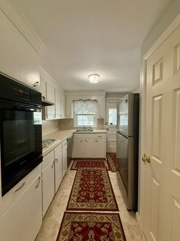 21-23 Pratt St 21, Melrose, MA 02176