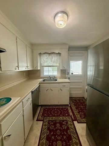 21-23 Pratt St 21, Melrose, MA 02176