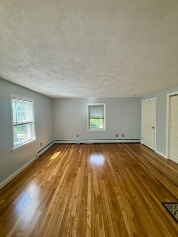21-23 Pratt St 21, Melrose, MA 02176