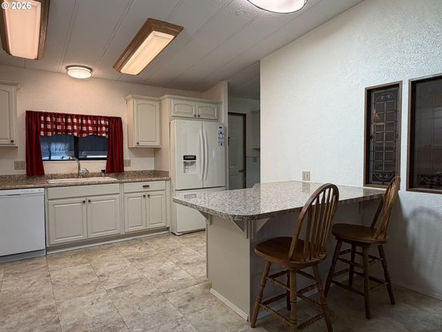 16063 DRIFTWOOD Ln 14, Brookings, OR 97415