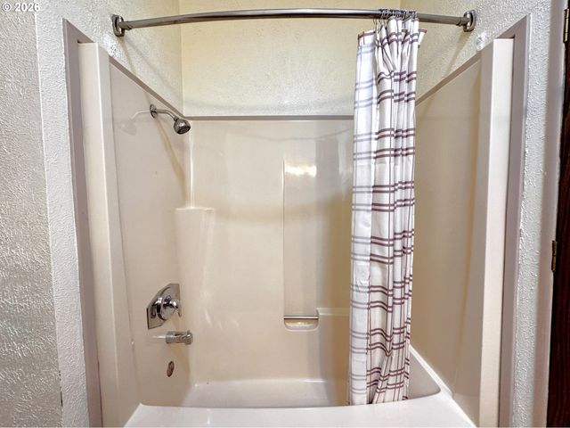16063 DRIFTWOOD Ln 14, Brookings, OR 97415