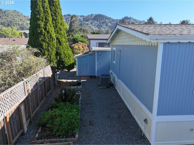 16063 DRIFTWOOD Ln 14, Brookings, OR 97415