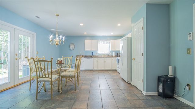 8 Kingscreek Drive, Greer, SC 29650