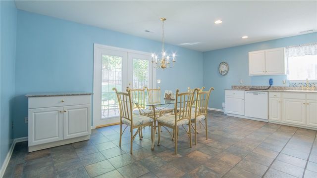 8 Kingscreek Drive, Greer, SC 29650