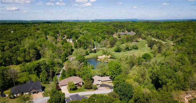 8308 Country Club Drive, Rogers, AR 72756