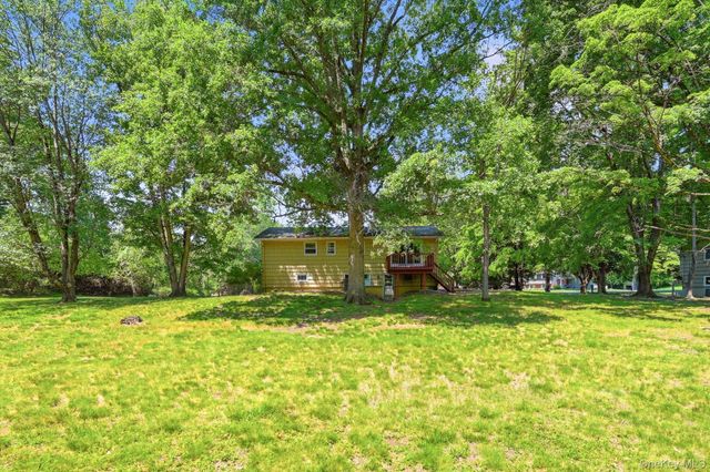 5 Flamingo Lane, Spring Valley, NY 10977